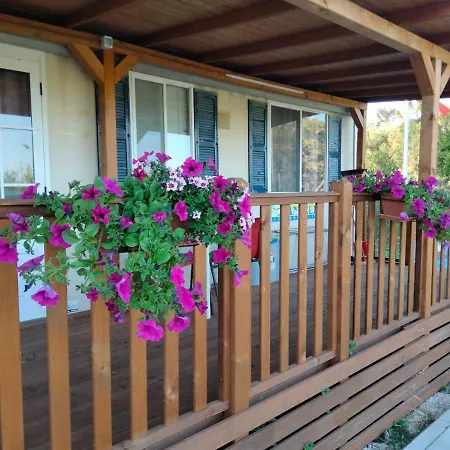 Villaggio Degli Angeli Pineto 스케르네