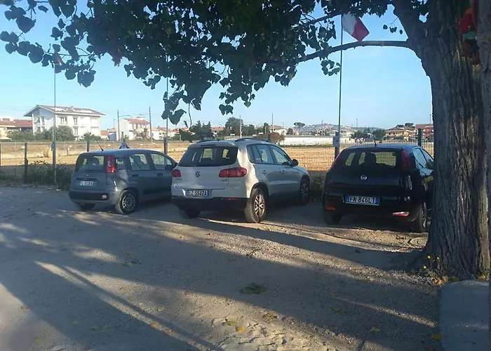 Kamp alanı Villaggio Degli Angeli Pineto Scerne