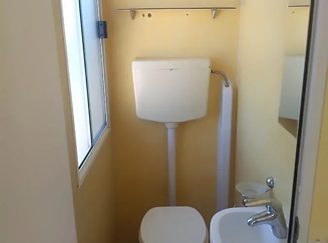 Villaggio Degli Angeli Pineto Kamp alanı Scerne