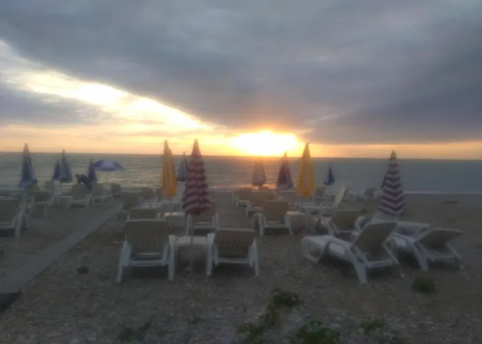 Kamp alanı Villaggio Degli Angeli Pineto Scerne